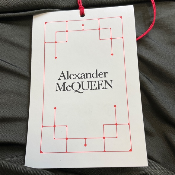 ALEXANDER MCQUEEN EBONY 2024 ASYMMETRIC DRAPE MINI DRESS - Picture 5 of 6